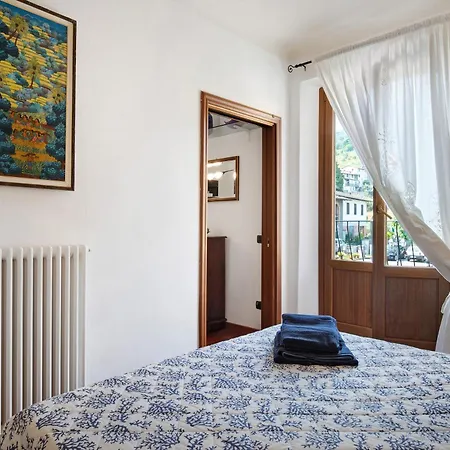 Hilary House Apartment